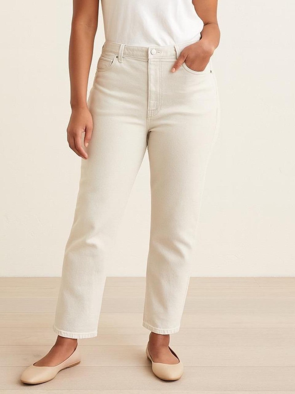 Everlane The Curvy Cheeky Crop Organic Jean in Natural 26